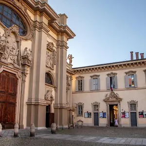 https://corso-monforte-suites.italymilanhotels.net
